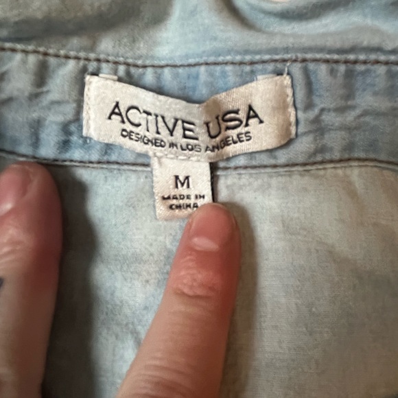 button down - Picture 2 of 2